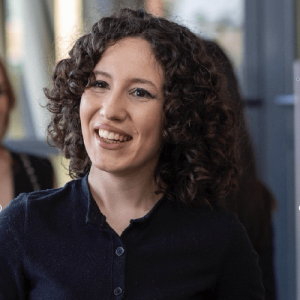 Eğitmen Şerza Saka profil fotoğrafı