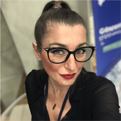 Eğitmen Özlem Yazıcıoğlu Profil Fotoğrafı